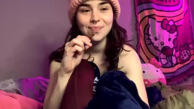 Image 10 of trippybunny999 Stream on Chaturbate on 19 months ago