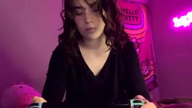 Image 8 of trippybunny999 Stream on Chaturbate on 18 months ago