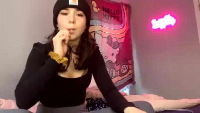 Image 8 of trippybunny999 Stream on Chaturbate on 18 months ago