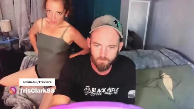 Image 12 of trisandjc Stream on Chaturbate on 18 months ago