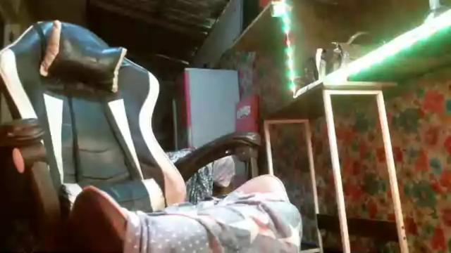 Thumbnail 1, trixiecumsalot17's Stream at Chaturbate, 14 months ago