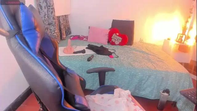 Thumbnail 1, trixiecurv's Stream at Chaturbate, 25 days ago