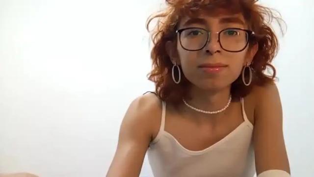 Image 11 of trixy_roses Stream on Chaturbate on 14 months ago