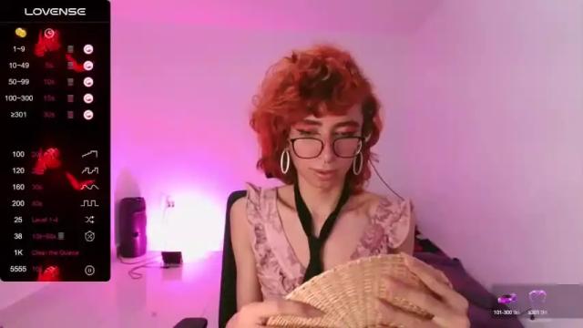 Image 4 of trixy_roses Stream on Chaturbate on 16 months ago