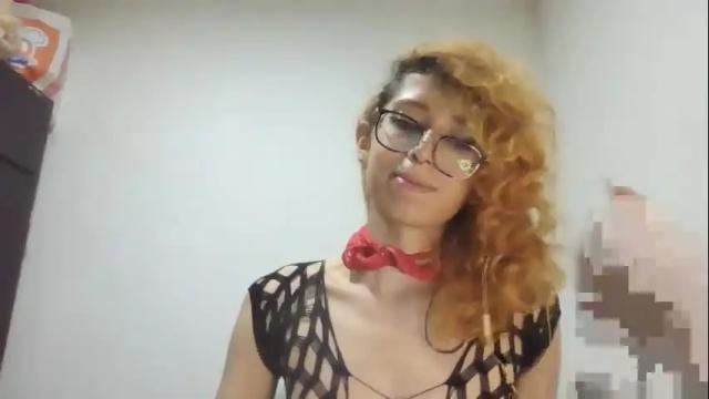 Image 4 of trixy_roses Stream on Chaturbate on 19 days ago