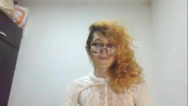 Image 12 of trixy_roses Stream on Chaturbate on 2 months ago