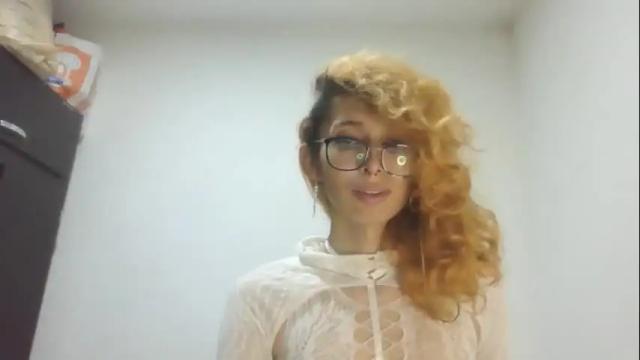 Image 6 of trixy_roses Stream on Chaturbate on 2 months ago
