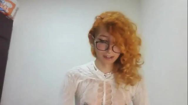 Image 3 of trixy_roses Stream on Chaturbate on 1 month ago