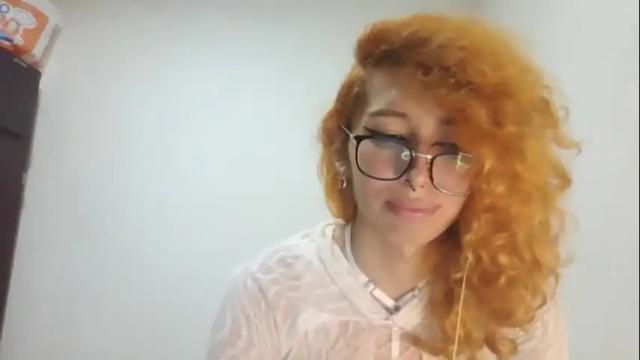 Image 4 of trixy_roses Stream on Chaturbate on 1 month ago
