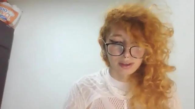 Image 7 of trixy_roses Stream on Chaturbate on 10 days ago