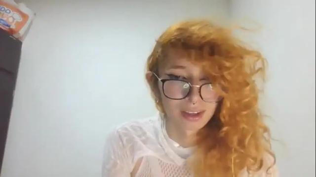 Image 4 of trixy_roses Stream on Chaturbate on 8 days ago