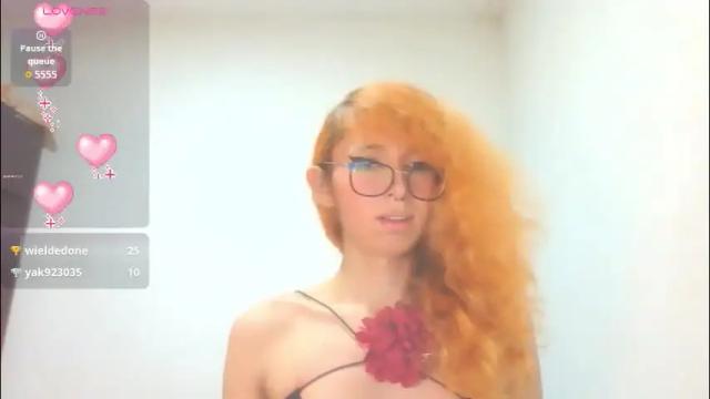 Image 3 of trixy_roses Stream on Chaturbate on 1 month ago