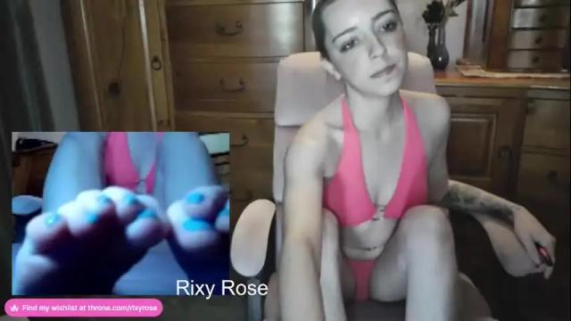 Image 2 of trixyrose Stream on Chaturbate on 9 months ago