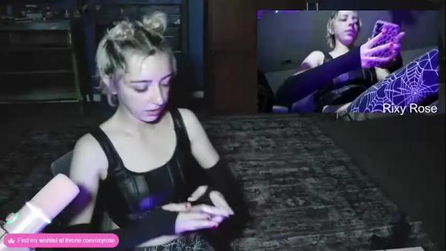 Image 2 of trixyrose Stream on Chaturbate on 1 day ago