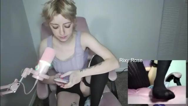 Image 10 of trixyrose Stream on Chaturbate on 20 days ago