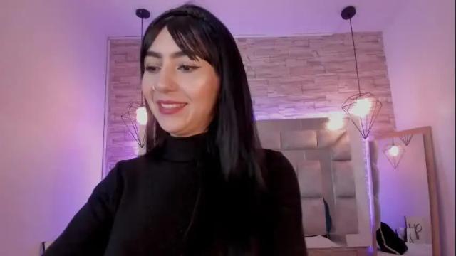 Image 4 of truelove_art Stream on Chaturbate on 2 months ago