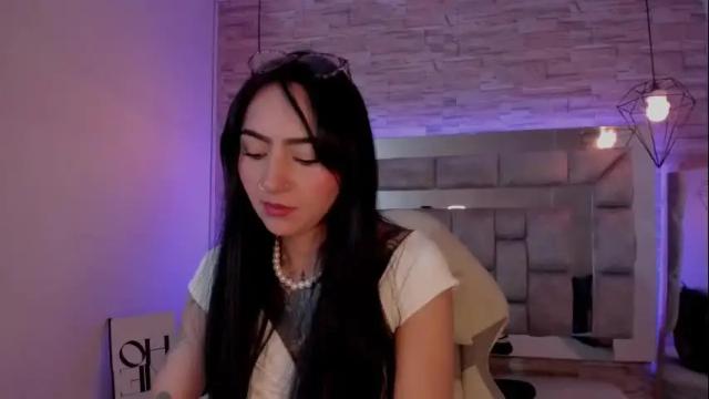 Image 8 of truelove_art Stream on Chaturbate on 2 months ago