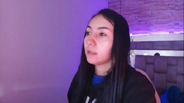 Image 3 of truelove_art Stream on Chaturbate on 12 days ago