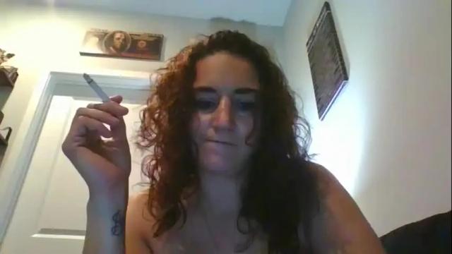 Image 6 of truemilfbella Stream on Chaturbate on 19 months ago