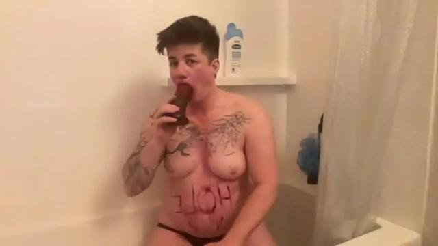 Image 7 of truxsdixton Stream on Chaturbate on 18 months ago