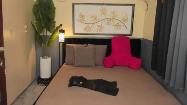 Image 3 of ts_elijah Stream on Chaturbate on 1 month ago