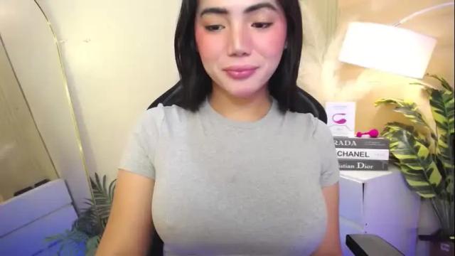 Image 3 of ts_marthapooker Stream on Chaturbate on 25 days ago