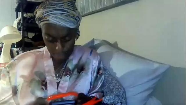 Image 2 of tsamberwhite007 Stream on Chaturbate on 2 months ago