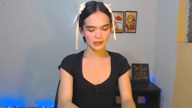 Image 4 of tsaverdeen Stream on Chaturbate on 16 months ago