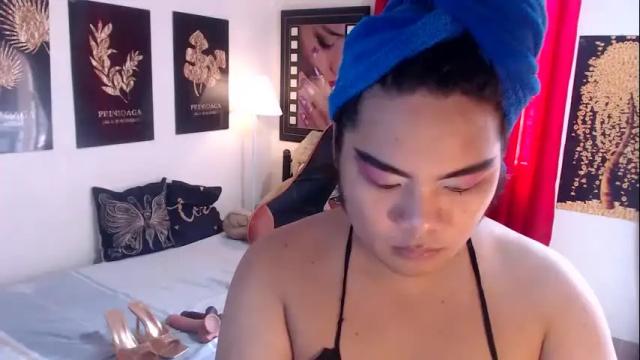Image 3 of tsbrianabankhugecock Stream on Chaturbate on 1 month ago