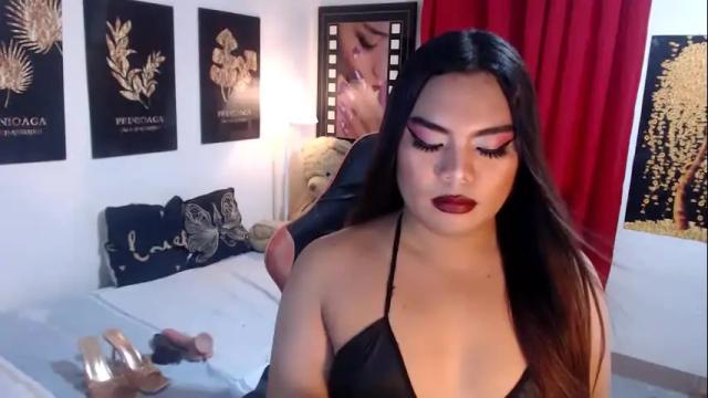 Image 3 of tsbrianabankhugecock Stream on Chaturbate on 1 month ago