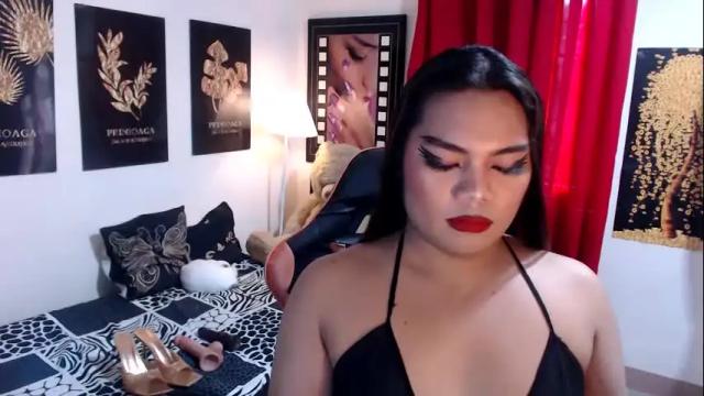 Image 12 of tsbrianabankhugecock Stream on Chaturbate on 25 days ago