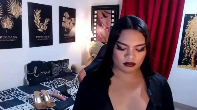 Image 8 of tsbrianabankhugecock Stream on Chaturbate on 23 days ago