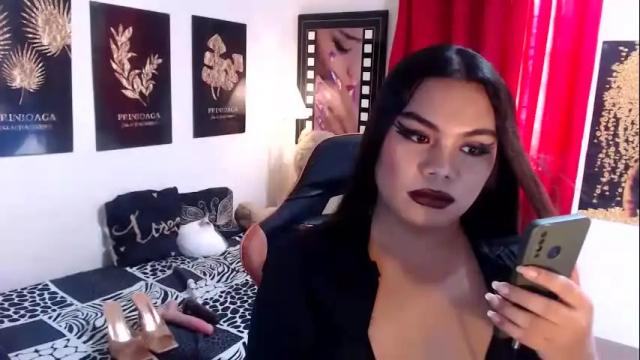 Image 3 of tsbrianabankhugecock Stream on Chaturbate on 21 days ago