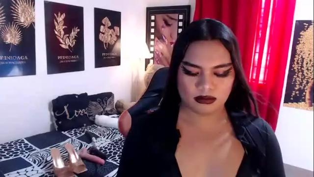 Image 8 of tsbrianabankhugecock Stream on Chaturbate on 21 days ago