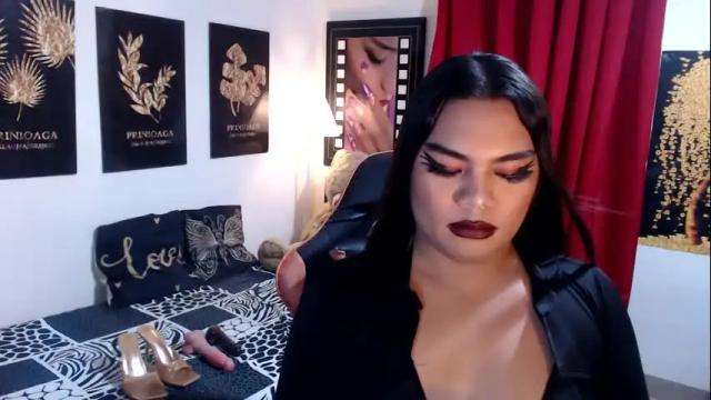 Image 10 of tsbrianabankhugecock Stream on Chaturbate on 19 days ago
