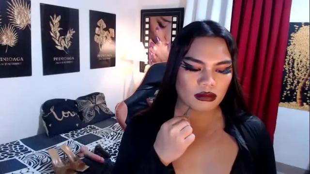 Image 2 of tsbrianabankhugecock Stream on Chaturbate on 18 days ago