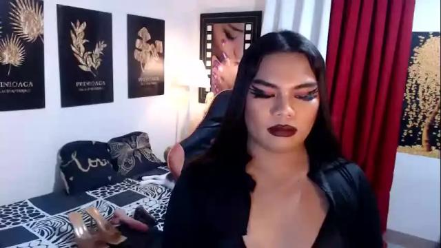 Image 6 of tsbrianabankhugecock Stream on Chaturbate on 18 days ago