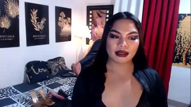 Image 8 of tsbrianabankhugecock Stream on Chaturbate on 18 days ago