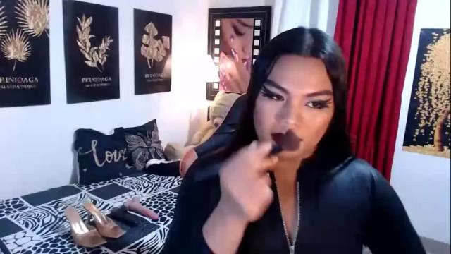 Image 8 of tsbrianabankhugecock Stream on Chaturbate on 14 days ago