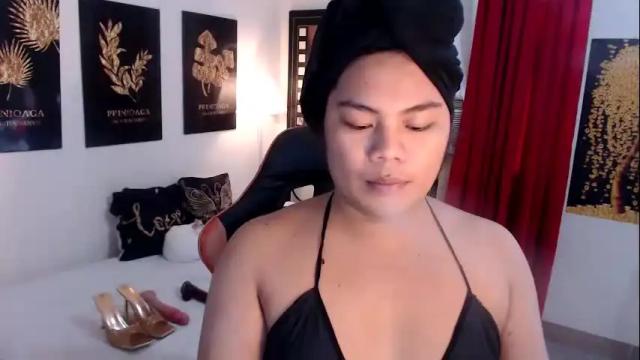 Image 2 of tsbrianabankhugecock Stream on Chaturbate on 9 days ago