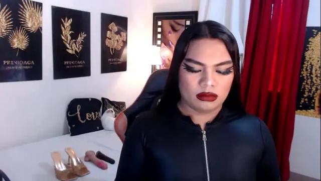 Image 2 of tsbrianabankhugecock Stream on Chaturbate on 8 days ago