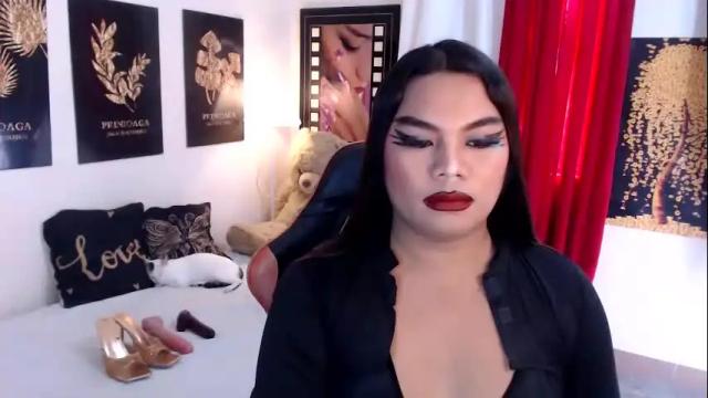 Image 11 of tsbrianabankhugecock Stream on Chaturbate on 2 days ago