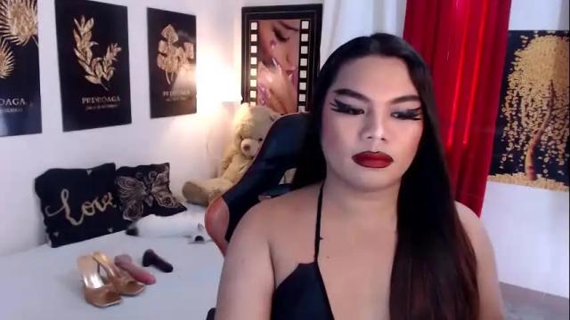 Image 2 of tsbrianabankhugecock Stream on Chaturbate on 2 days ago