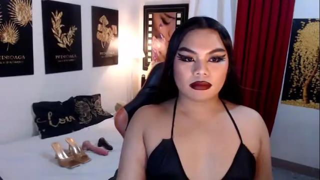 Image 2 of tsbrianabankhugecock Stream on Chaturbate on 1 day ago