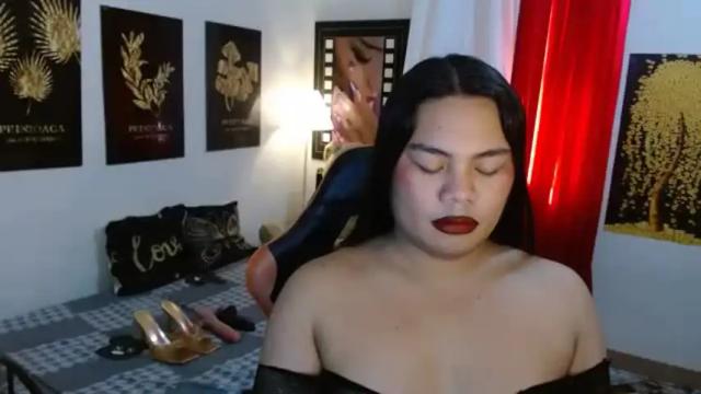 Image 12 of tsbrianabankhugecock Stream on Chaturbate on 2 months ago