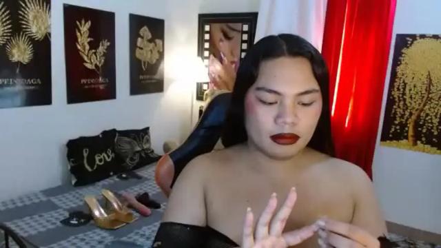 Image 8 of tsbrianabankhugecock Stream on Chaturbate on 2 months ago