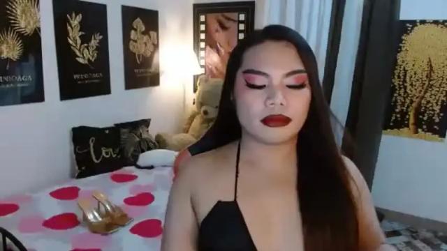 Image 11 of tsbrianabankhugecock Stream on Chaturbate on 2 months ago