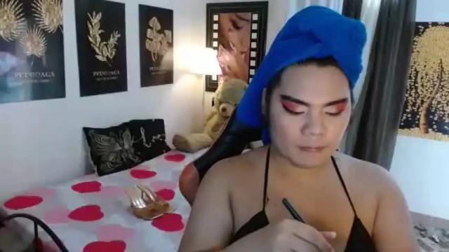 Image 7 of tsbrianabankhugecock Stream on Chaturbate on 2 months ago