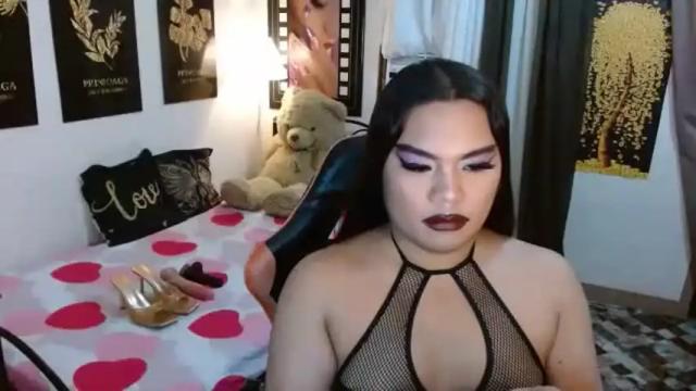 Image 12 of tsbrianabankhugecock Stream on Chaturbate on 2 months ago