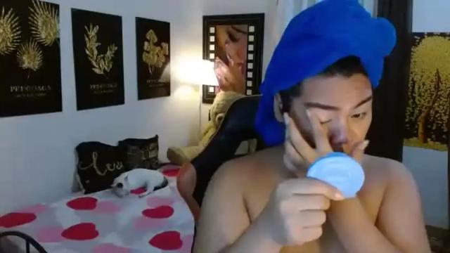 Image 2 of tsbrianabankhugecock Stream on Chaturbate on 2 months ago